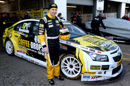Newsham stands in at Knockhill