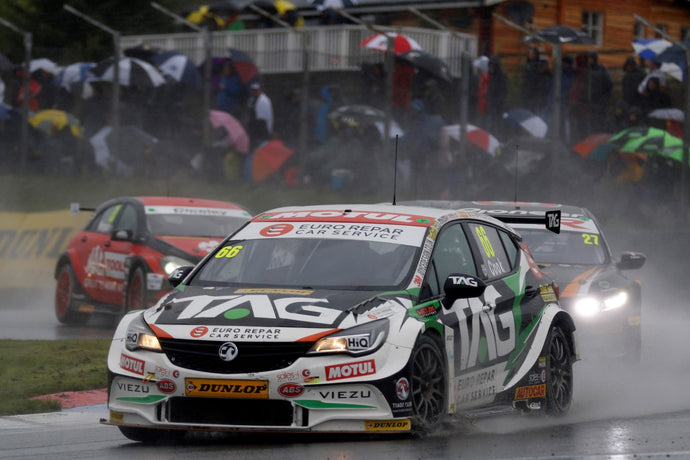 Tired, wet and emotional – Power Maxed TAG Racing survives Knockhill