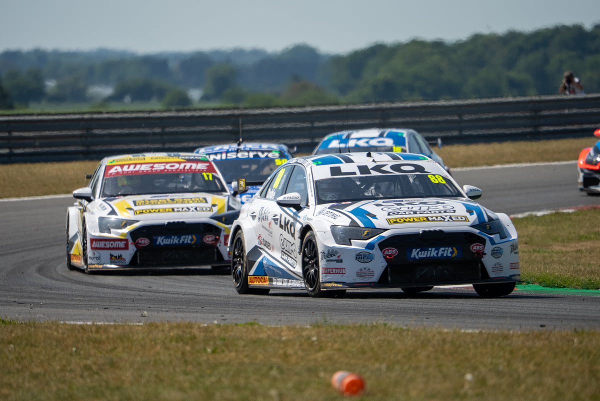Centenary Celebrations for Power Maxed Racing as They Head to Oulton P