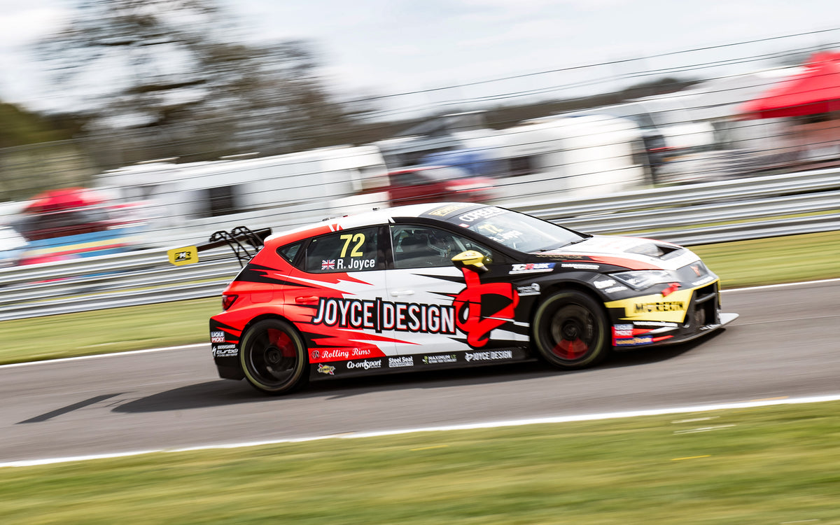 Joyce Design remains Carstore Power Maxed Racing graphics partner for
